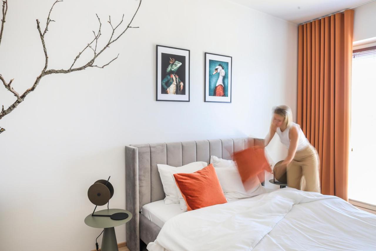 Leilighet Kadriorg Plaza 2 Bedroom Free Parking Tallinn