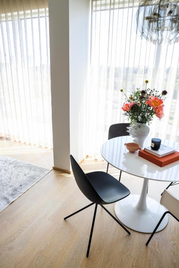 Leilighet Kadriorg Plaza 2 Bedroom Free Parking